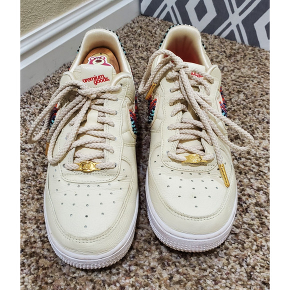 Nike Air Force 1 Premium Goods Women’s 8 Cream Beaded Swoosh DV2957‑200 - Picture 3 of 11